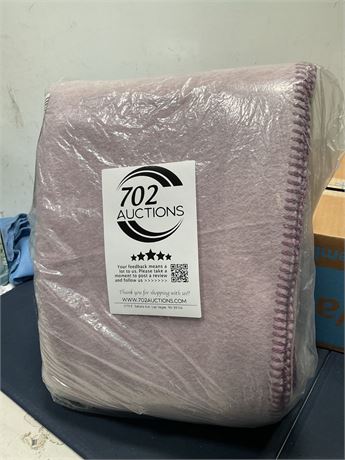 Mainstays 90inx102in Size King Light Purple Throw Blanket