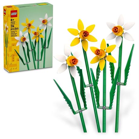 LEGO Daffodils Celebration Gift, Yellow and White Daffodils, Spring Flower Room