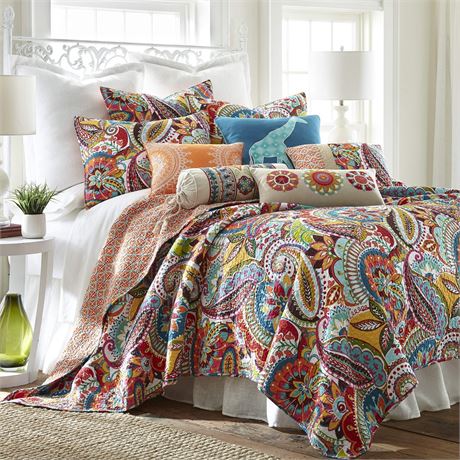 Levtex Home Rhapsody Quilt Set - Full/Queen Quilt + Two Standard Pillow Shams -