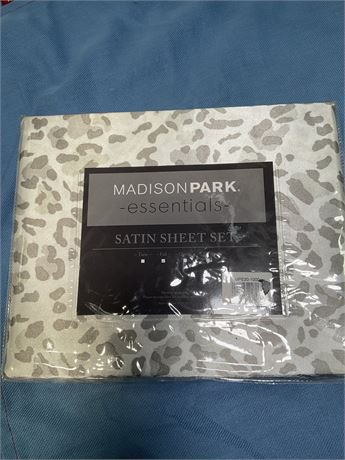 Satin Luxury Sheet Set