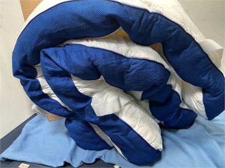 WhatsBedding 5 Inch Full Size Mattress Topper for Back Pain Relief, Filled with