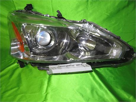 Weelmoto (26010-3TA0A) Headlamp Assembly, Black left and right headlamps