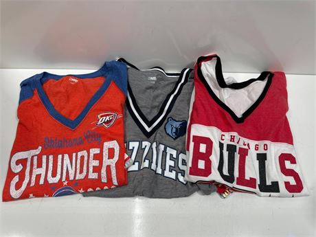 OFFSITE Women’s NBA authentic sports T-shirts size large