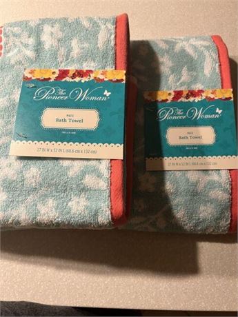 The Pioneer Woman Mazie Cotton Hand Towels Mint Coral White Color New!