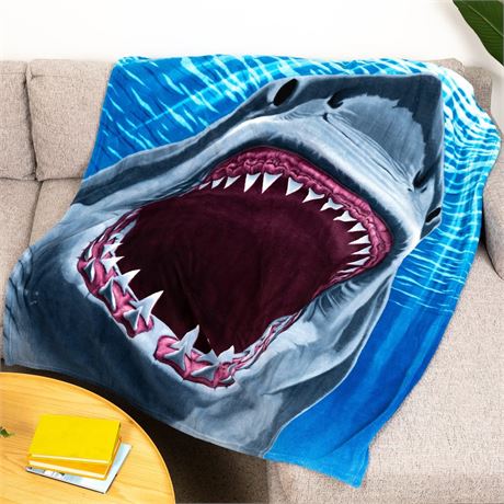 Dawhud Direct White Shark Fleece Blanket - 50x60-Inch Soft Plush Throw for Kids