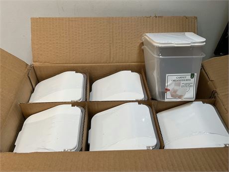 CABINET
ORGANIZER BINS, 2 pcs per case. 12 cases