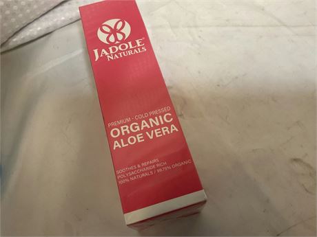 Jadole naturals organic aloe Vera