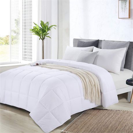 HOMBYS Oversized King Comforter 120x98, Lightweight Quilted Down Alternative