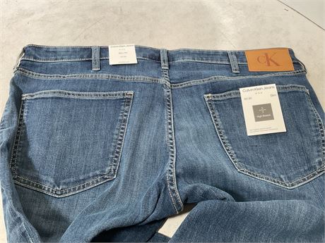 Calvin Kline jeans slim fit 40x30