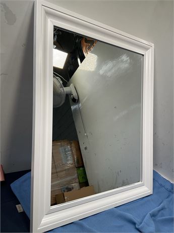 Medium Rectangle White Beveled Glass Casual Mirror (28 1/2in. H x 23 1/2in. W)