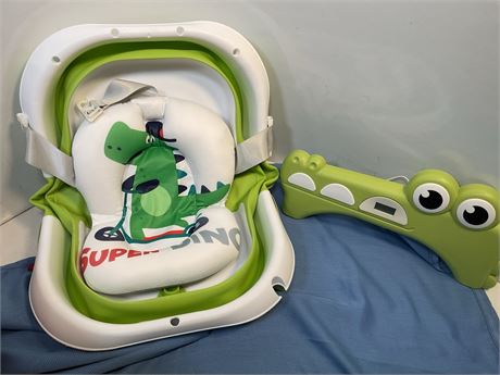 Collapsible Baby Bathtub for Newborns to Toddler with Real-time Temp Monitor &