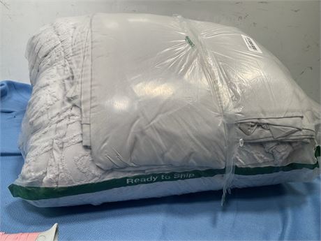7-Piece Bed Sheet Set - King Size Comforter, Pillowcases shams & Sheet