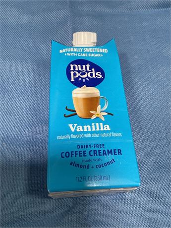 nutpods Vanilla Non Dairy Coffee Creamer, Sweetened with Organic Cane Sugar,