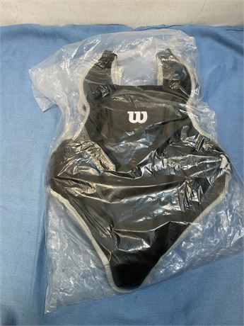 Wilson CHEST PROTECTOR Catchers Chest Protector Black Youth