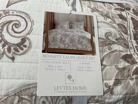queen Levtex home quilt set
