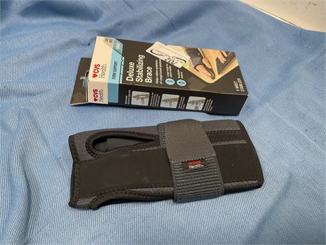 Deluxe stabilizing Brace Sm/Med Wrist Firm Support