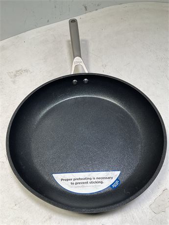 Ninja NeverStick Premium 12-inch Fry Pan, Hard-Anodized, Nonstick, Durable &