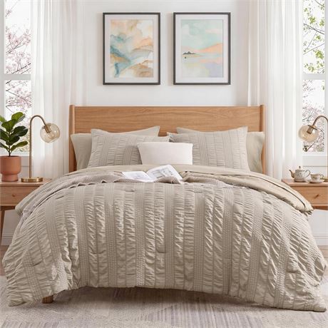 CASAAGUSTO Queen Comforter Set, 7 Pieces Oatmeal Seersucker Bed in a Bag Queen