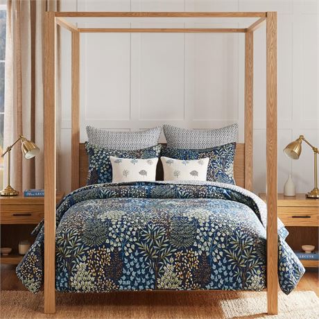 Levtex Home English Forest Navy Reversible Twin XL/Twin Quilt Set (68x86in)