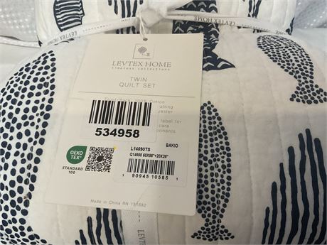Bakio Quilt and Pillow Sham Set - Levtex Home