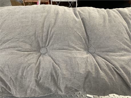 Queen triangular headboard