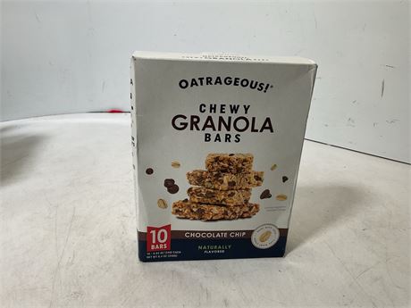 OATRAGEOUS! Chewy Granola Bars, Chocolate Chip Granola Bar Made with Whole