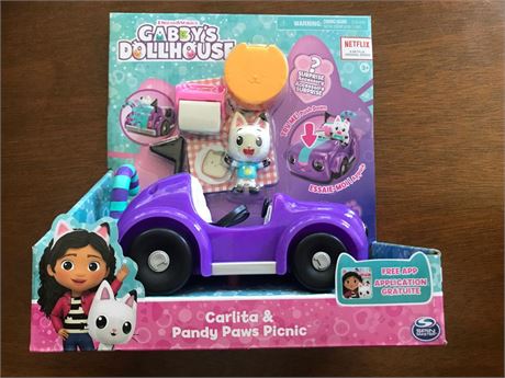 OFFSITE Gabby’s Dollhouse  Carlita Toy Car with Pandy Paws Collectible Figure an
