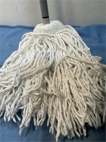 Handle/Deck Mops, 12 oz White Cotton Head, 48" mop