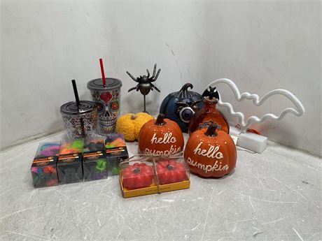 Halloween glasses + 4 pack finger puppets + decoration