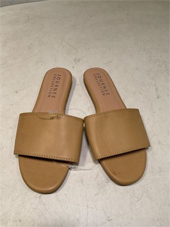 Journee Collection Women's Kolinna sandals size 6.5
