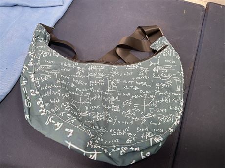 Vintage Paisley Pattern Adjustable Strap Shoulder Bag Lightweight Nylon