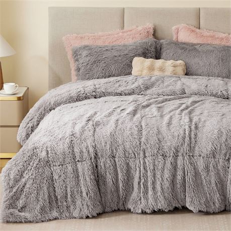ID INTELLIGENT DESIGN Intelligent Design Full/Queen Shaggy Faux Comforter Set,