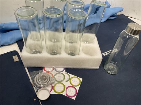 8Pcs Glass Bottles with Lid  18oz Clear Juice Bottles  Leakproof & Reusable