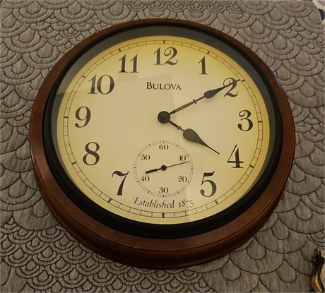 Bulova C4447 CW112 Round Clock 12 Inch Face Brown Second Hand Battery Powered