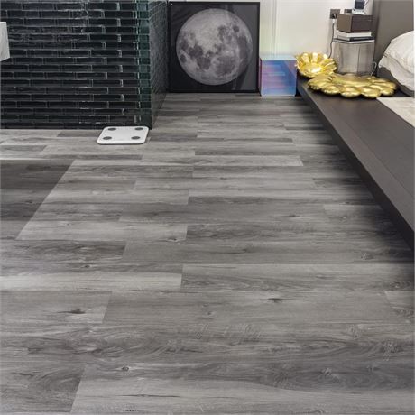 Vinyl Flooring Laminate Flooring with Grey Wooden Grain Effect 2mm Thick 36