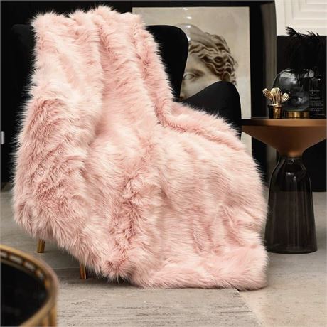 OFFSITE Pink Faux Fur Throw Blanket, Luxury Modern Blush Home Throw Blanket,