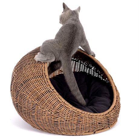 Wicker Cat Bed Dome for Medium Indoor Cats - a Covered Cat Hideaway Hut of Faux