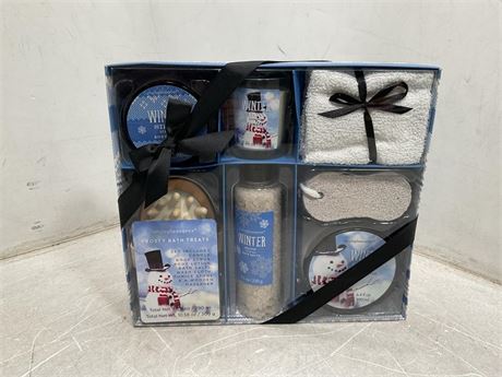 Simple Pleasures Frosty Bath Treats 7-Piece (Christmas Set)