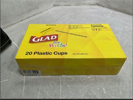 Glad for Kids 9 oz plastic cups come in 20-count / 4 packs