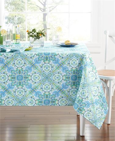 Fiesta Greencove Tablecloth, 60" X 120"