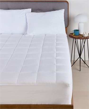 Arch Studio Classic Mattress Pad, King, Exclusively at Macy's - White