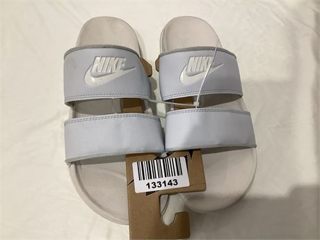 Nike (WMNS) Offcourt duo slide size 11