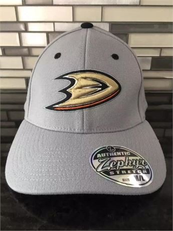 ANAHEIM DUCKS ZEPHYR BREAKAWAY ZF Cap/Hat M/L STRETCH FLEX FIT GRAY NHL