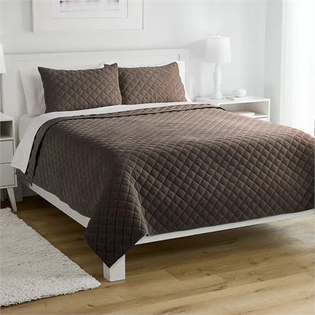 The Big One® Corduroy Quilt Set with Shams, Jessie Brown